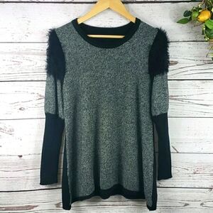 Knitted Long Sleeve Sweater Black and Gray